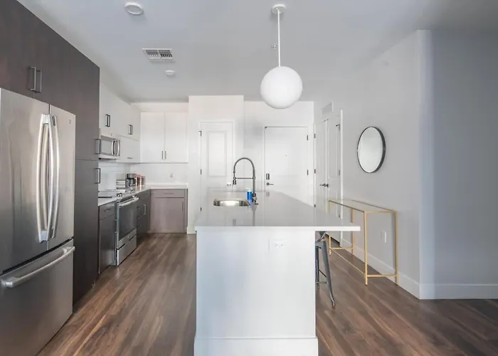 Bright And Sleek 1br Parking Workspace * Tempe