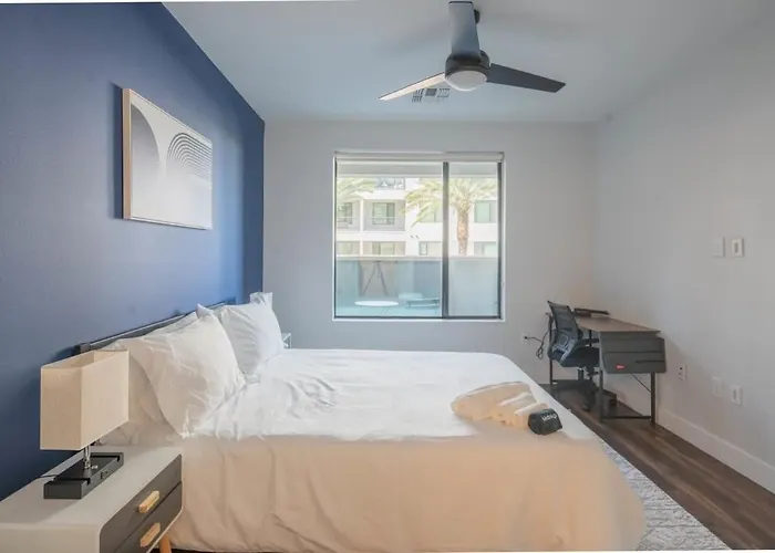 Apartment Bright And Sleek 1br Parking Workspace *